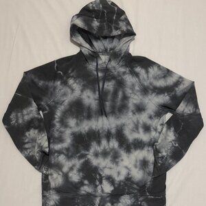 Lululemon Men’s City Sweat Pullover Hoodie in dyed finish. Size L